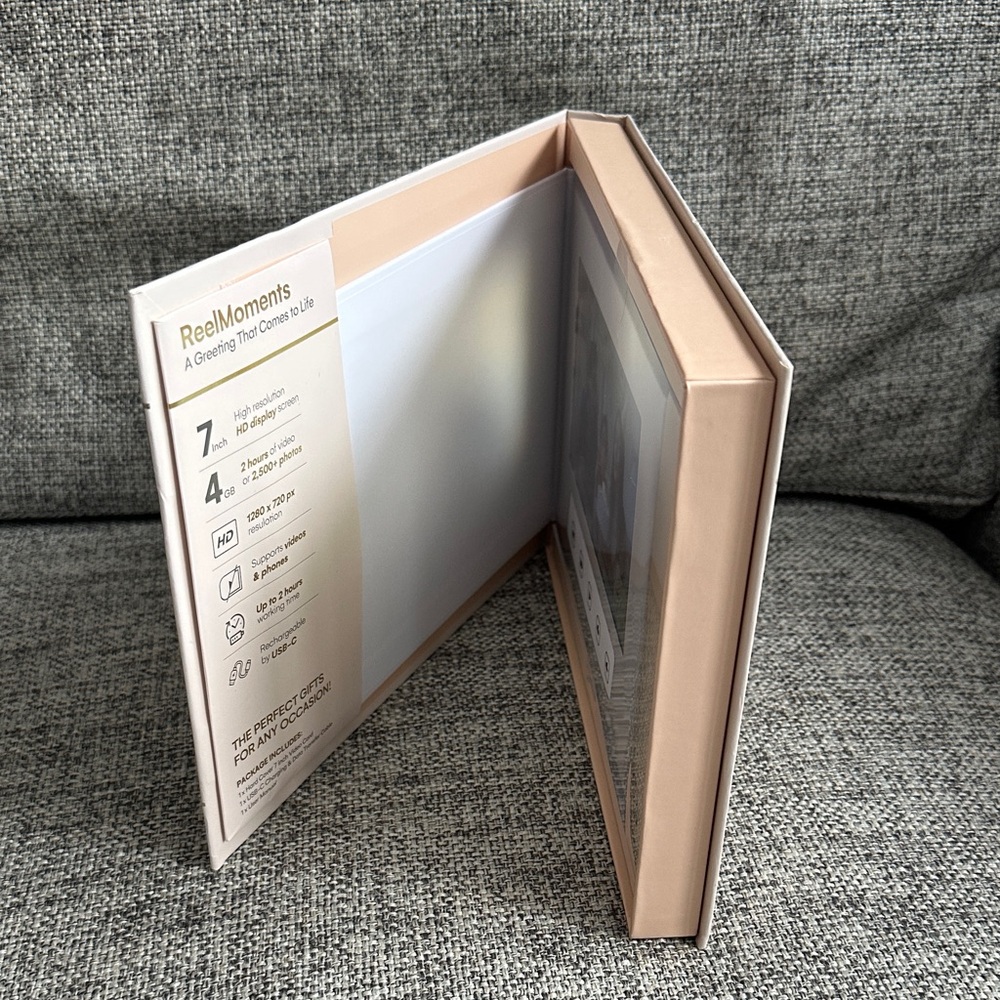 Digital Photo Frame - Silver - Picture 4 of 12